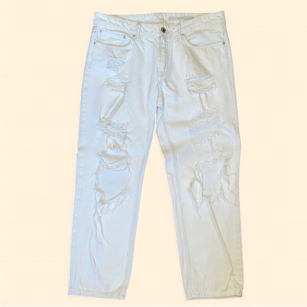 Distressed White Low-Rose Boyfriend Jeans